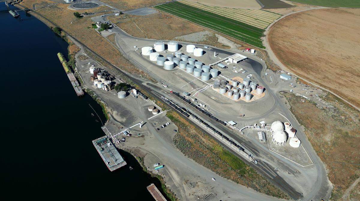 Tidewater Terminal Co.’s terminal and new truck bay is along the Snake River in Pasco.