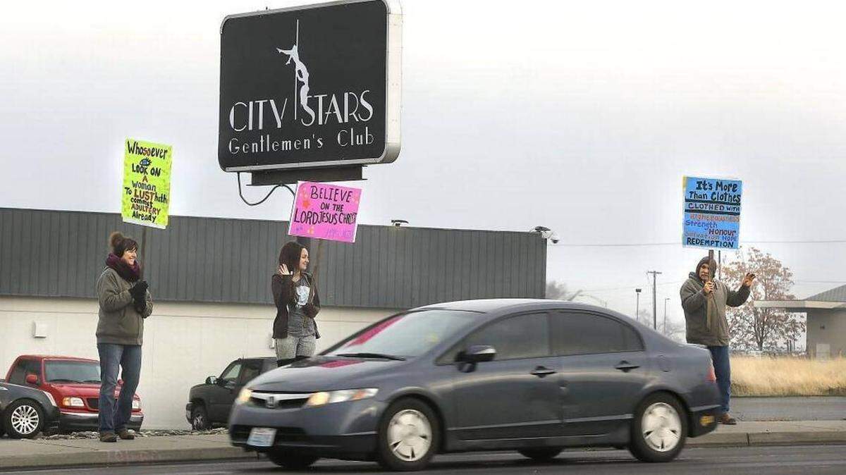 City Stars Gentlemen’s Club in Kennewick was picketed before it opened in late 2017. The club announced last year that it will not reopen, after closing because of the COVID-19 pandemic.