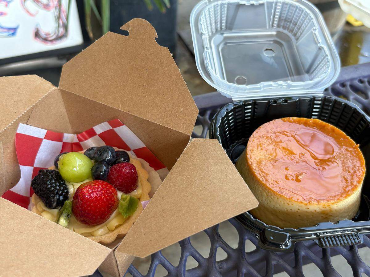Tarta de frutas, left, and flan, right, are among the sweet treats available at Antojos 509, a Venezuelan food vendor in the Kennewick public market.
