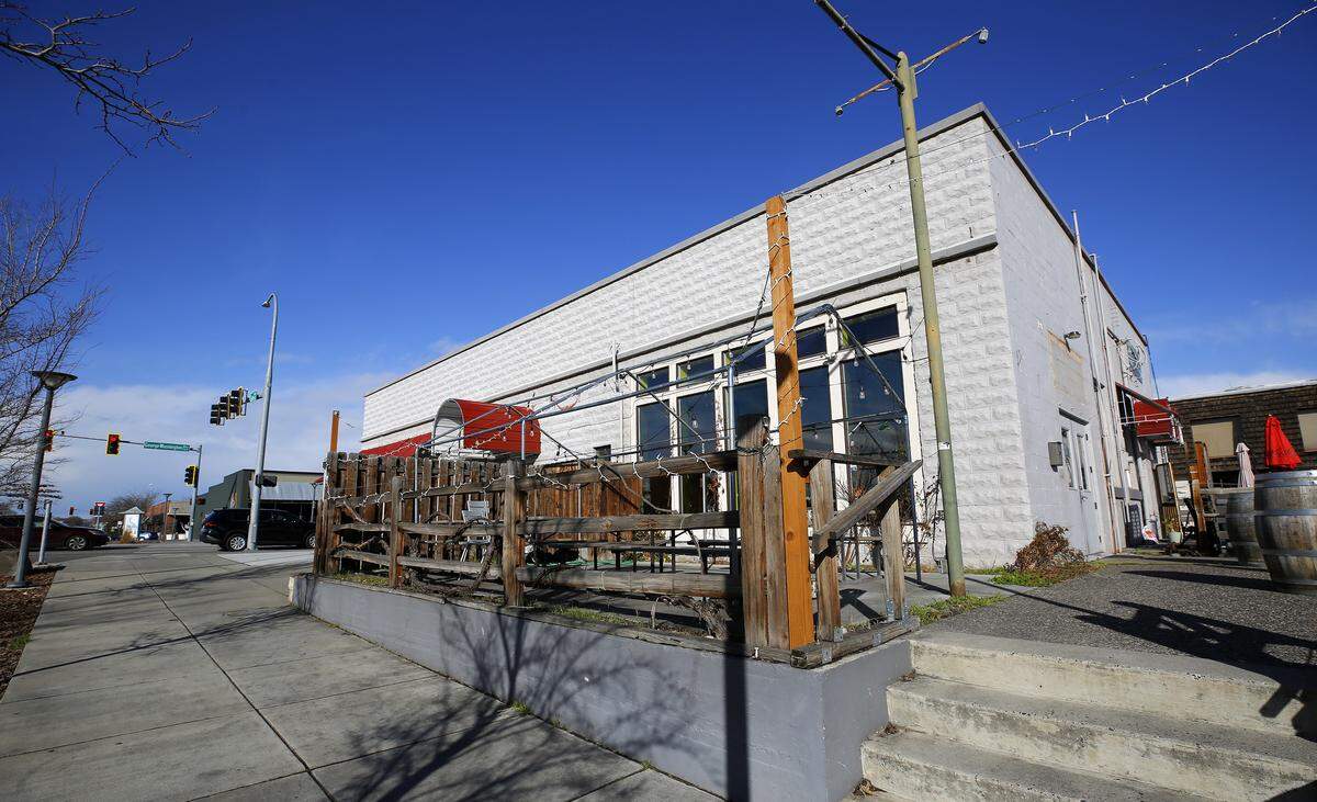 The Endive Eatery restaurant is planning to relocate to this location at 94 Lee Blvd. in Richland.