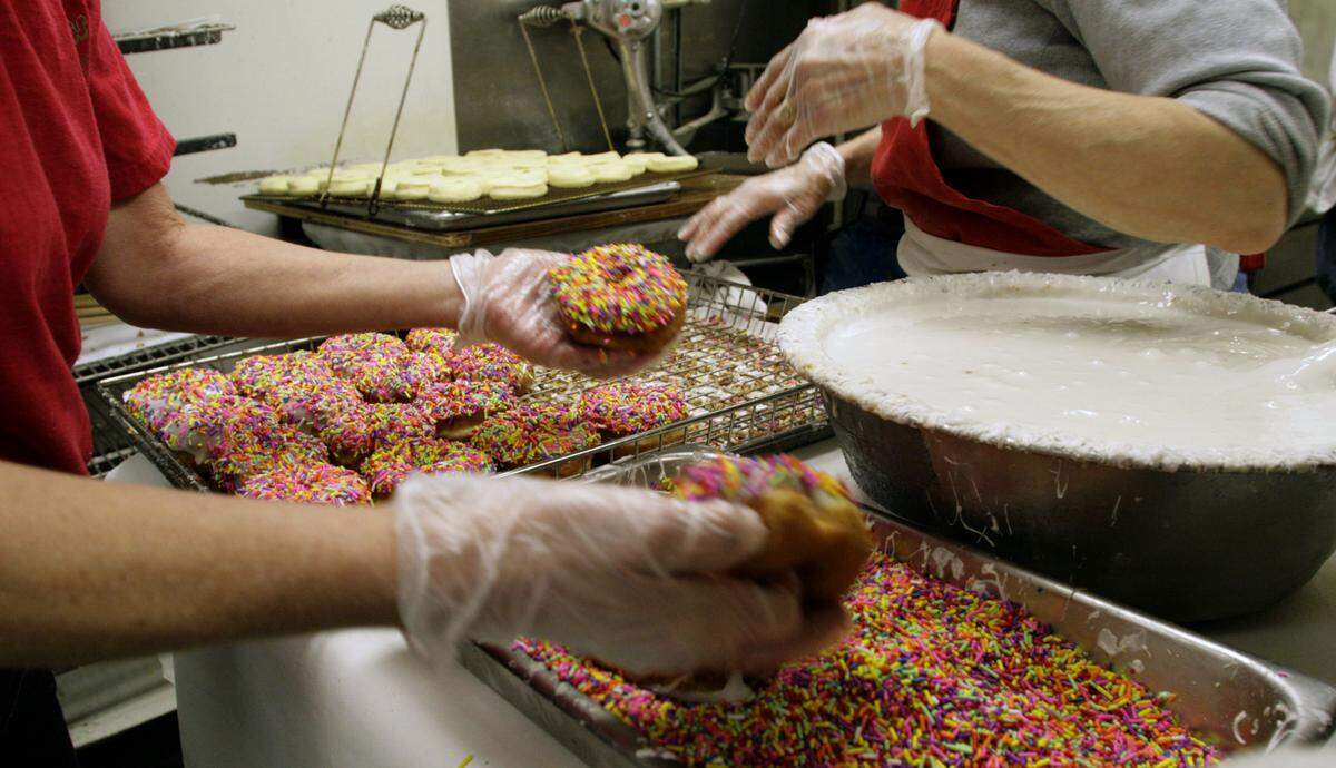Spudnut Shop in Richland has been sold to a new owner.