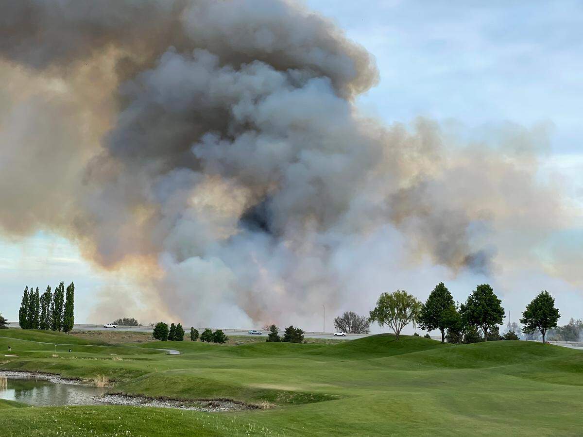 Embers from the Yakima River delta fire along Highway 240 sparked other fires on Columbia Point and near the Columbia Point golf course in Richland.