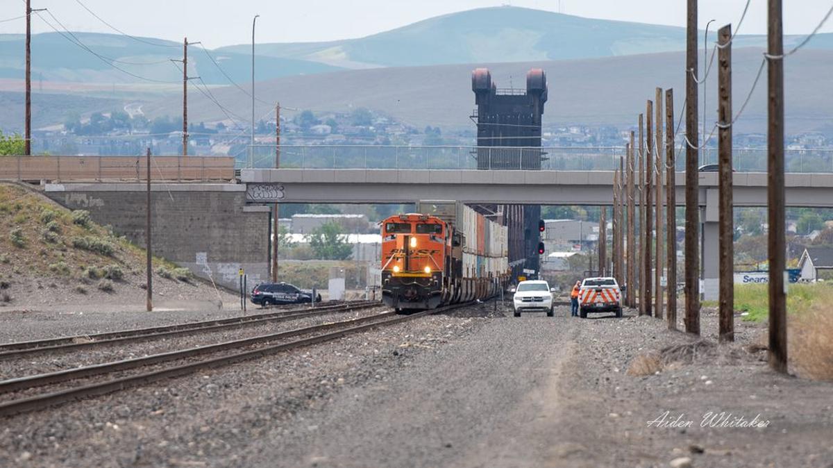 Pasco police and BNSF staff responded after a man was hit and killed while crossing the railroad tracks underneath Ainsworth Avenue.