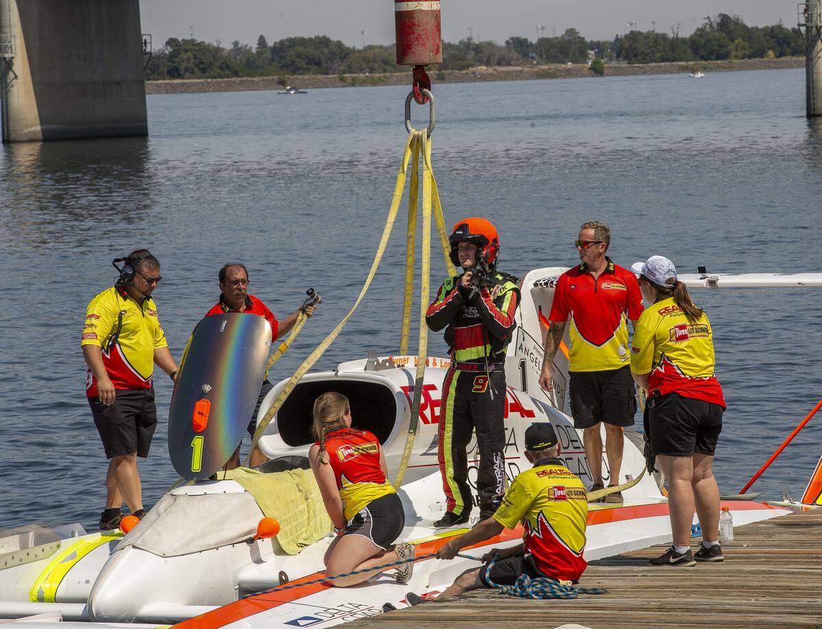 Andrew Tate prepares to race during the H1 Unlimited Hydroplane qualifiers for the HAPO Columbia Cup during Water Follies at Columbia Park in Kennewick on Friday.
