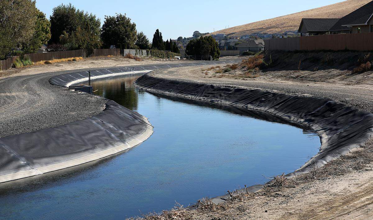 A Kennewick Irrigation District main irrigation canal in Kennewick.
