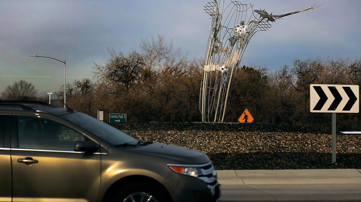 “Fishing for Gravity,” inspired by gravity wave research, is being removed from the roundabout at Columbia Park Trail and Queensgate Drive.