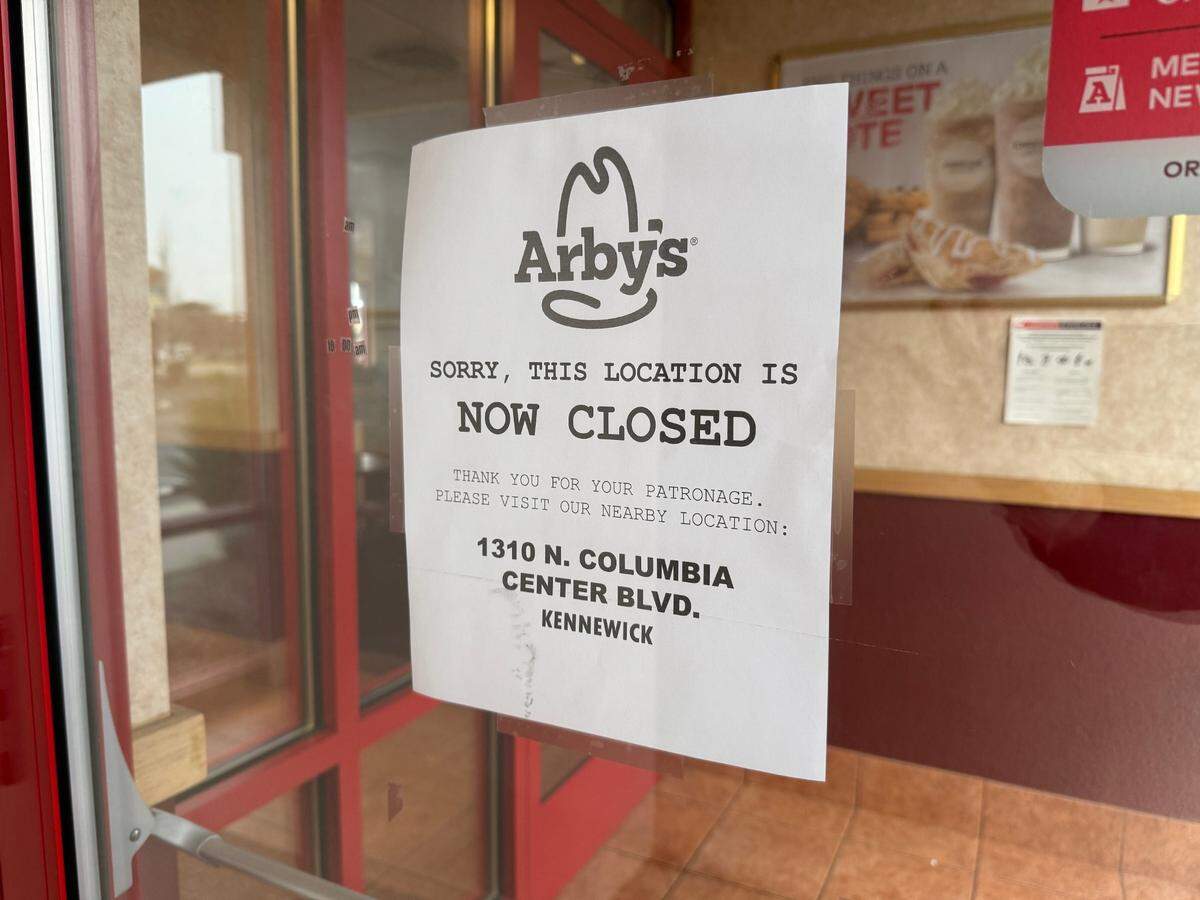 Arby’s abruptly closed its roast been sandwich restaurant at 5115 N. Road 68, Pasco, at New Year’s Eve.
