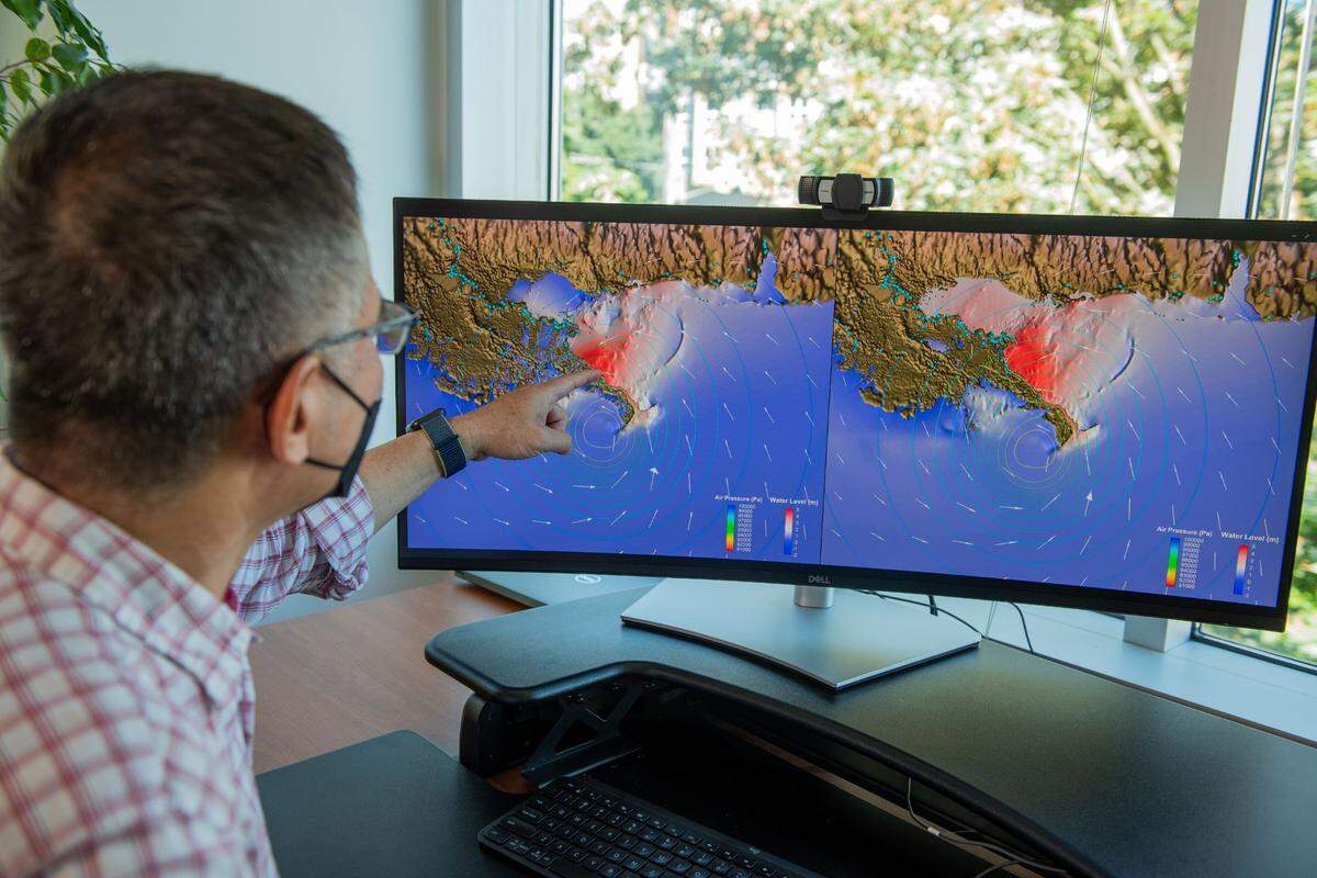 Zhaoqing Yang, PNNL’s chief scientist for coastal modeling, works with his team to develop state-of-the-art models to&nbsp;better understand and predict coastal flooding and potential ocean energy. 