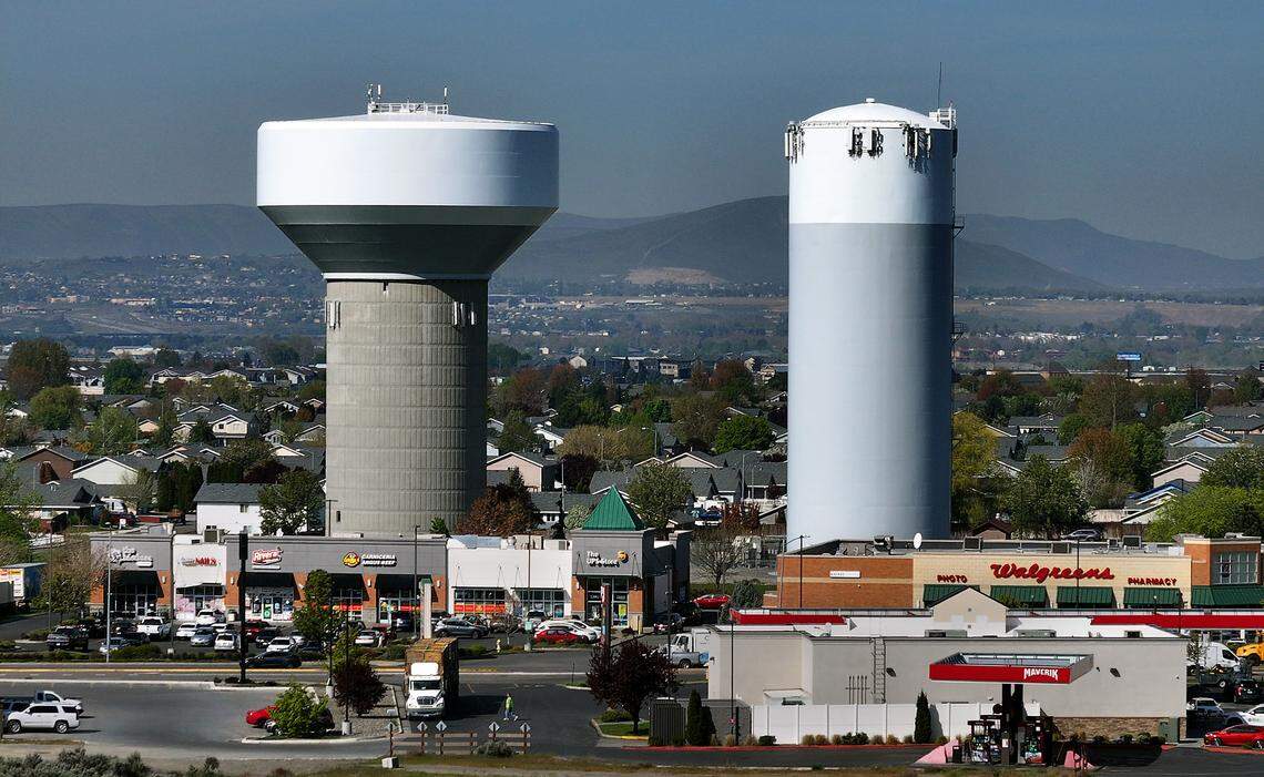 Two water tanks near the intersection of Road 68 and Sandifur Parkway supply water to the residents in west Pasco.