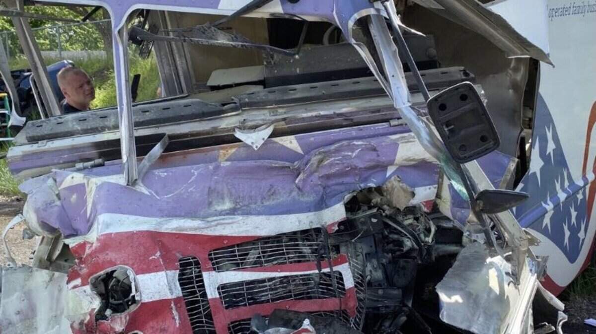 Two people died after a Richland man caused a wrong way wreck in a stolen work truck on Tuesday.