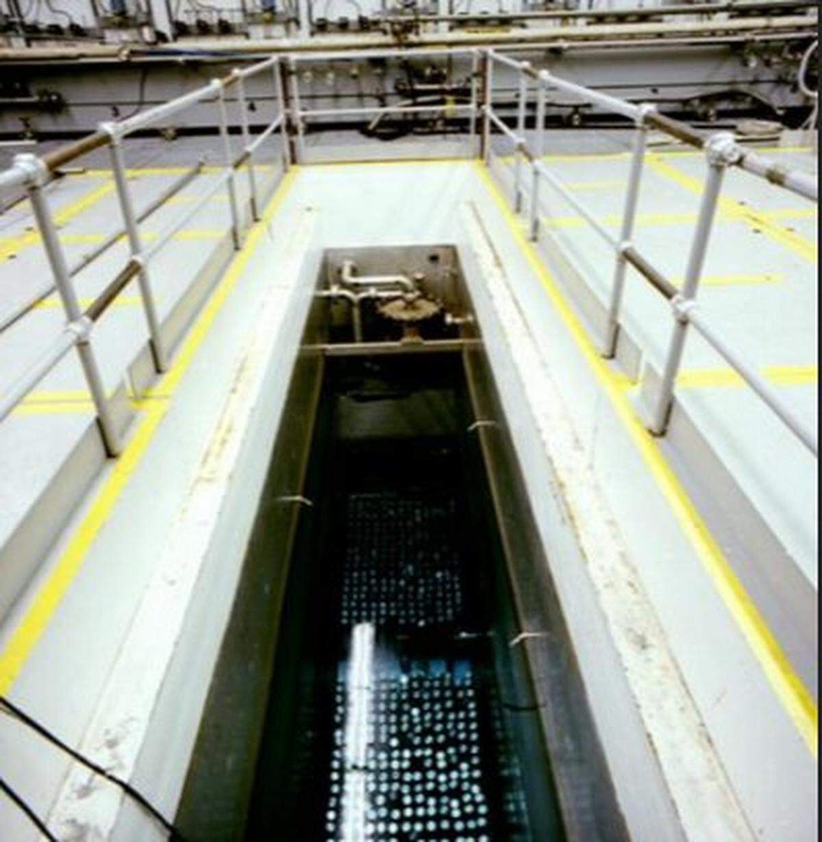 The Hanford nuclear reservation has 1,936 capsules of radioactive cesium and strontium stored under 13 feet of water in a 40-year-old concrete pool.