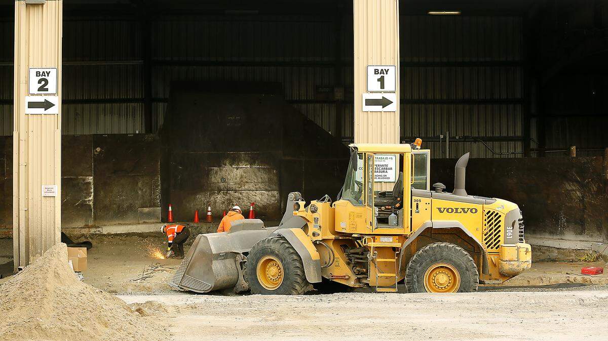 The Waste Management Kennewick Transfer Station on Ely Street has reopened after maintenance closed it in February.