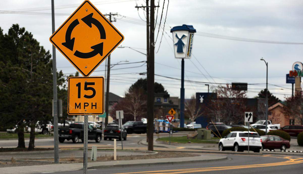 Kennewick is warning drivers to avoid the roundabout at 27th Avenue and Union Street this week as work crews place new markings for faded crosswalks. The work is scheduled to take place Tuesday through Thursday , depending on the weather.
