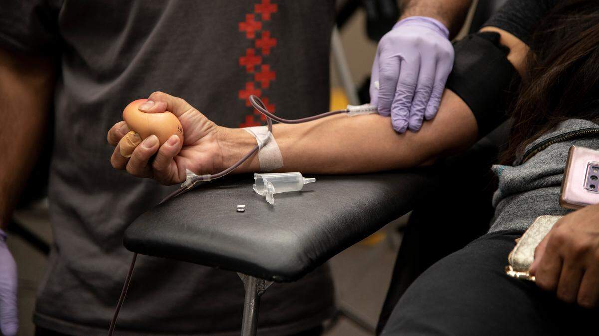 Bloodworks Northwest, the primary blood supplier to hospitals in the Pacific Northwest, announced this week that it has eased restrictions on donations by gay and bisexual men, bringing it in line with new Food and Drug Administration (FDA) guidance.