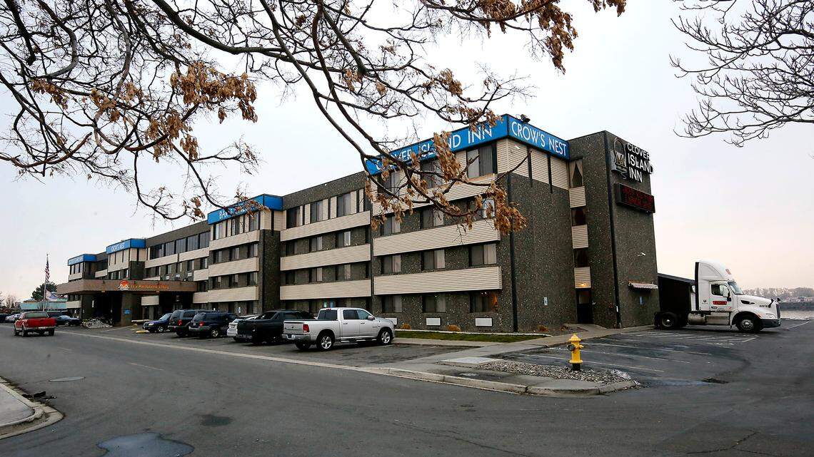 Tri-Cities port refuses to sell Clover Island land. But hotel may still be sold