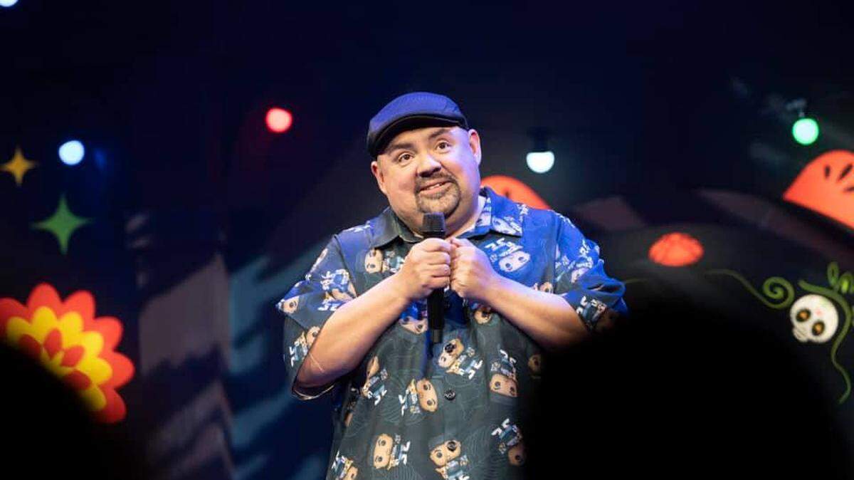 Comedian Gabriel “Fluffy” Iglesias is returning to the Tri-Cities in 2022.