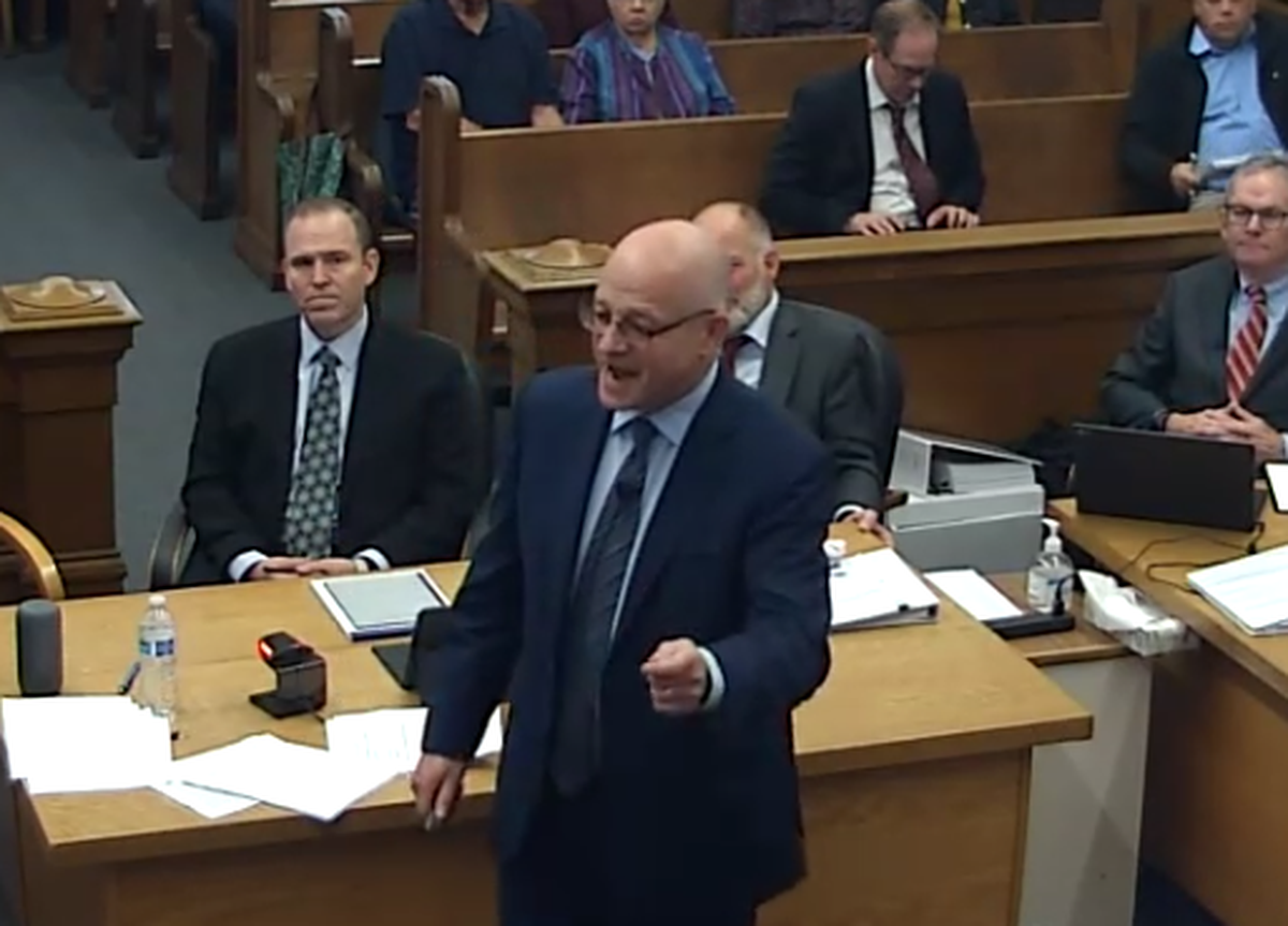 Attorney James Meade makes opening statements in the Benton County sheriff’s deputies lawsuit against the county.
