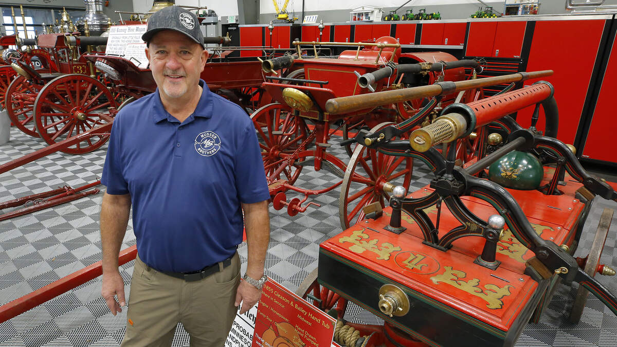 Pasco auction house finds new homes for Western WA collector’s vintage fire engines