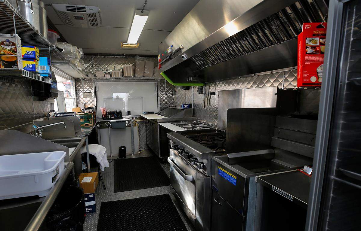 The Neighbor’s BBQ mobile trailer that was recently relocated from Prosser to 5222 W. Okanogan Place in Kennewick features a custom designed cooking space. The food trailer, nicknamed Gertie, is owned by Michael Hicks and his wife, Kristin. Their menu features Texas barbecue.