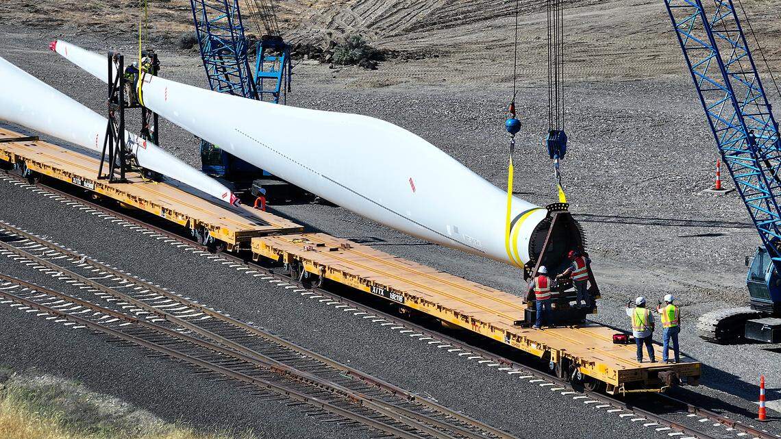 Why are those giant wind turbine blades being unloaded in Pasco?
