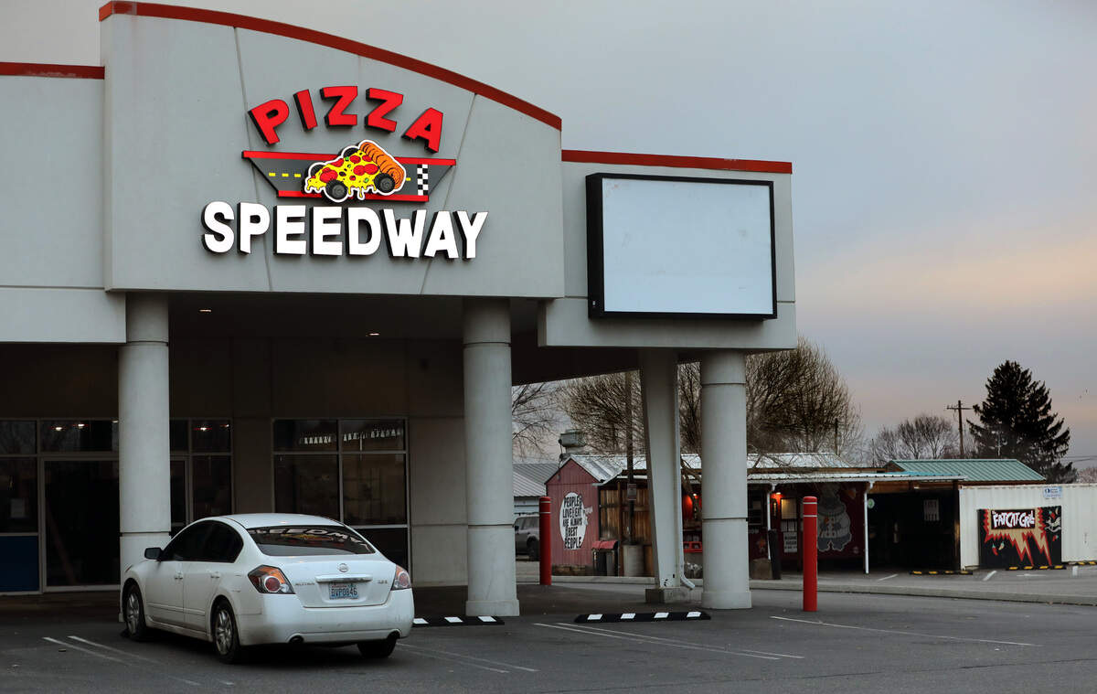 Pizza Speedway is now open at 525 North Edison Street in Kennewick. It’s adjacent to the El Fat Cat Grill.