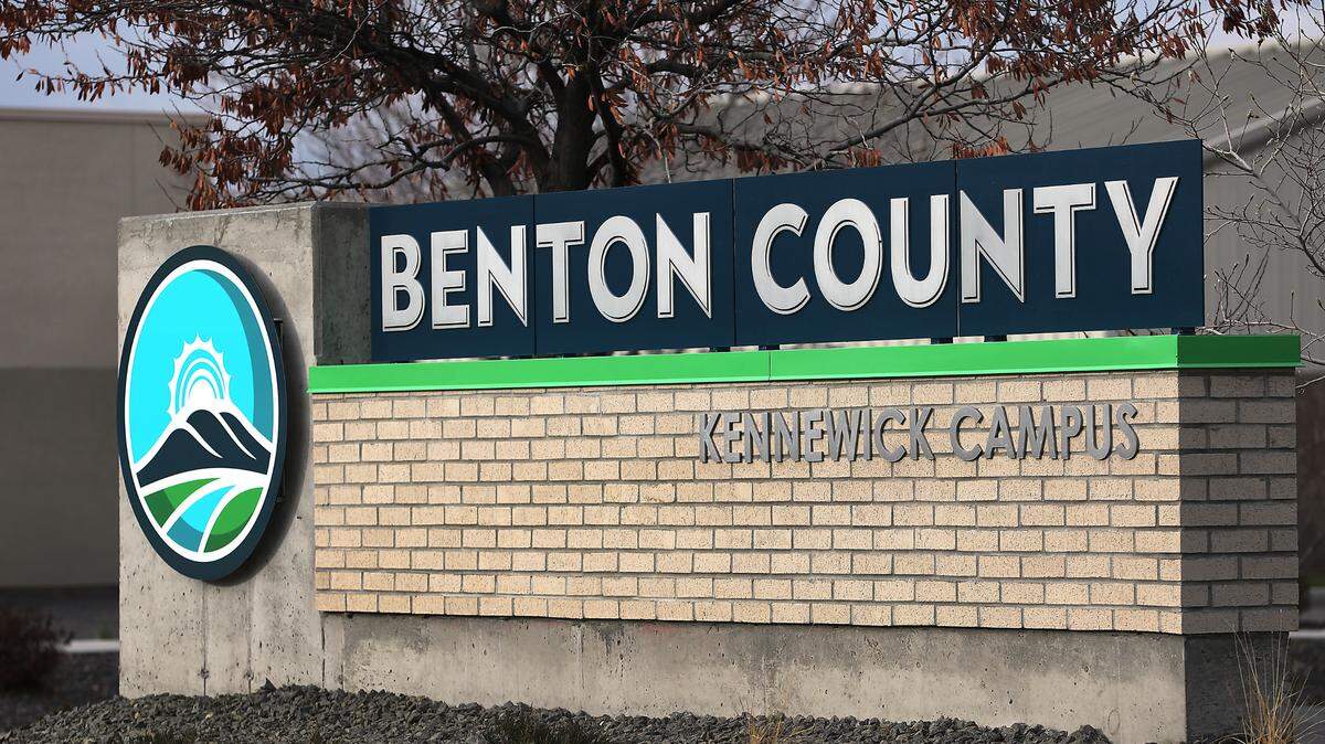 Sign for the Benton County Kennewick Campus that houses the jail, courthouse, administrative offices and elections center at 7122 W. Okanogan Pl. in Kennewick.