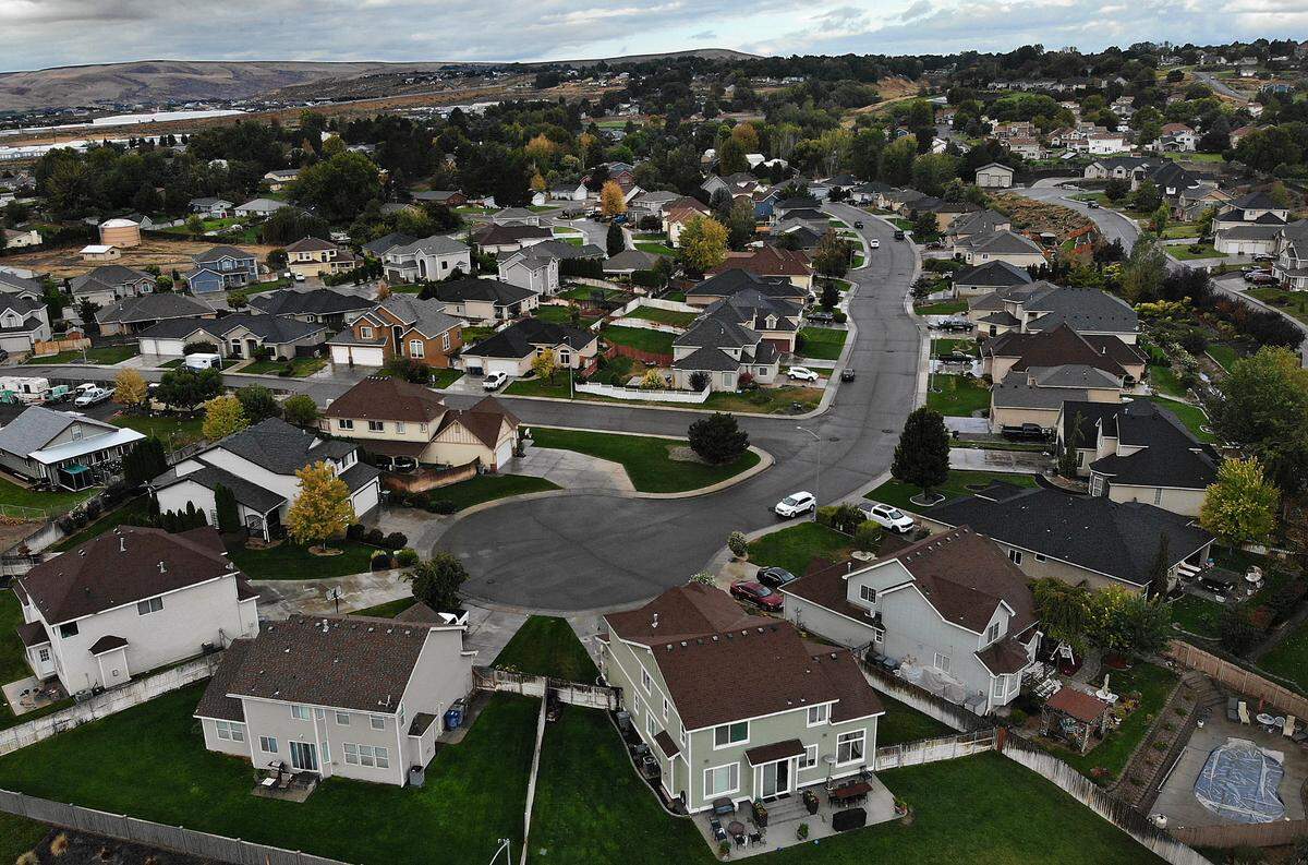 Homeowners in Richland’s Meadow Parke Estates and Lorayne J Ranch housing developments saw big property tax assessment increases. Three homes in this cul-de-sac soared an average of 50%.
