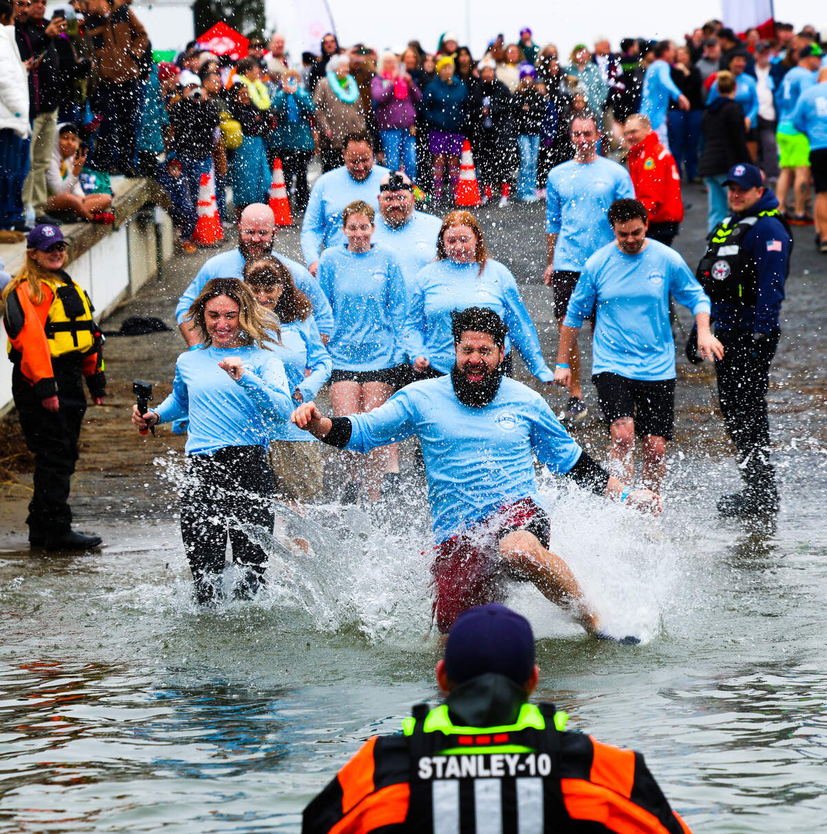 More 500 people jumped into the Columbia River during the 2026 Polar Plunge fundraiser for Special Olympics Washington.