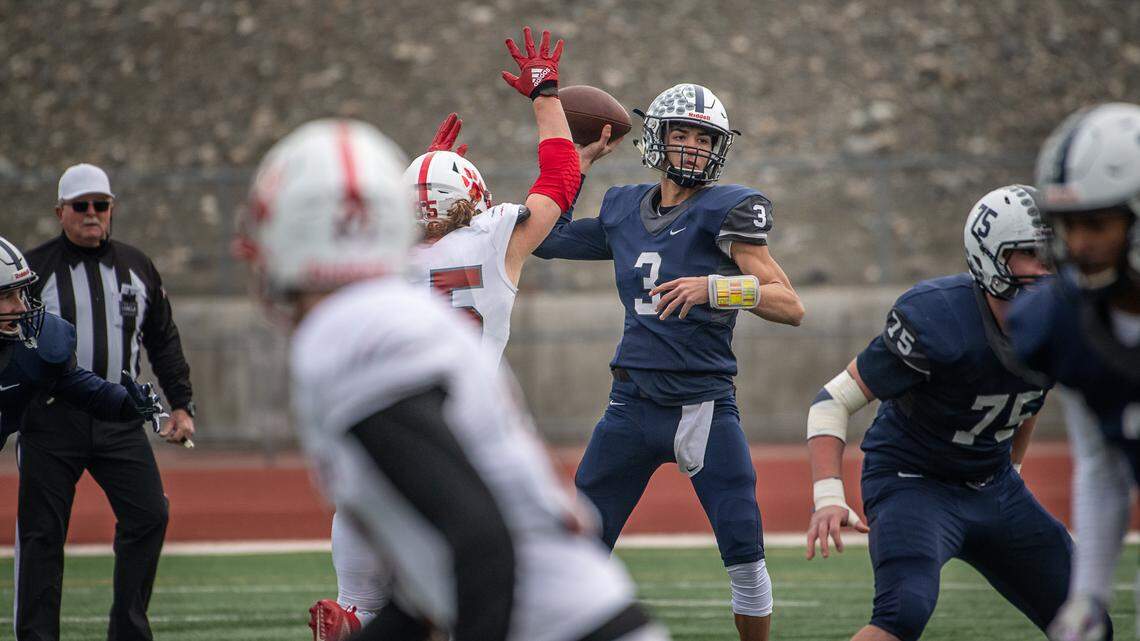 Showcase names best Northwest quarterbacks. 5 are from the Mid-Columbia
