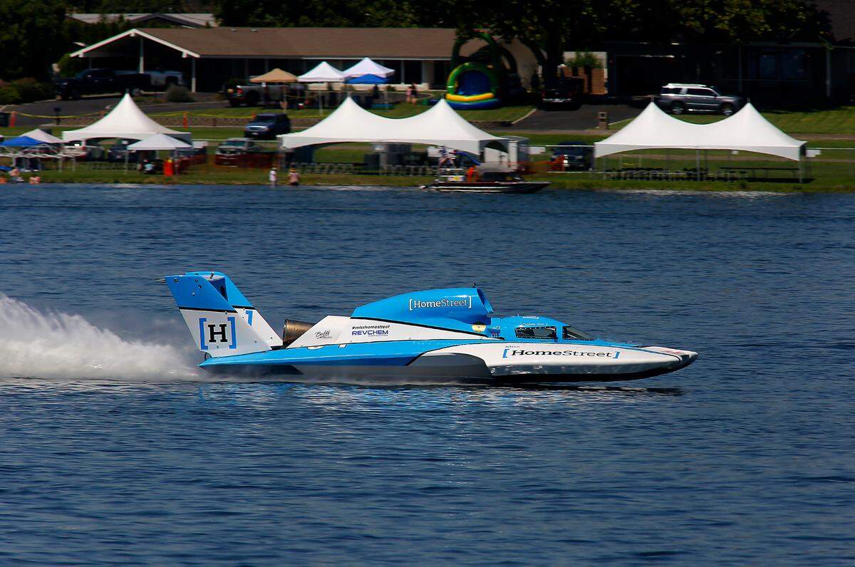 Jimmy Shane drives the U-1 Miss Homestreet Bank unlimited hydroplane for the HAPO Columbia Cup race on the Columbia River in Kennewick.