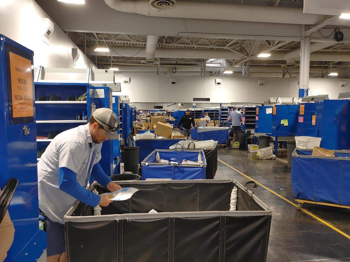 The former Pasco Post Office received a high tech modernization that enabled faster sorting and deliveries.