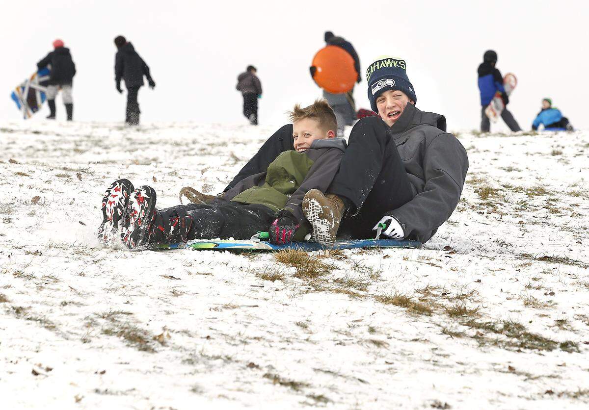 The Tri-Cities had just a little snow Christmas week last year. This December is expected to be warmer than usual.