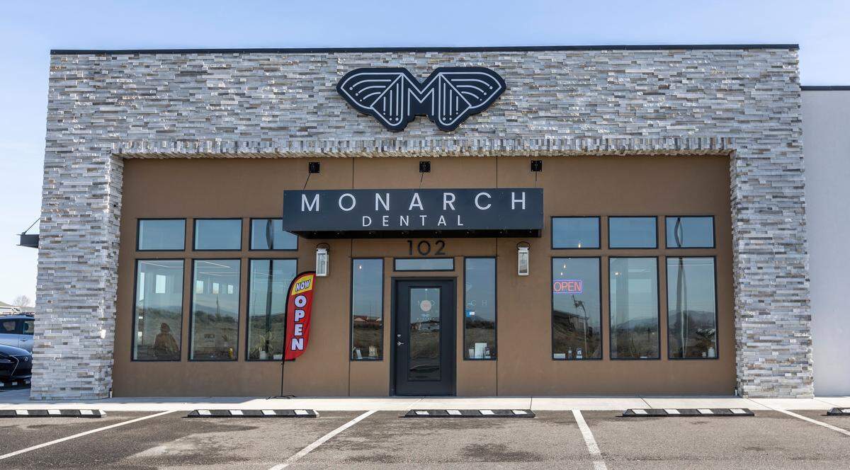 Monarch Dental Health is located in Pasco at 8921 Sandifur Parkway in Building A, Suite 102 and is open Tuesday through Friday from 7 a.m. to 4 p.m.