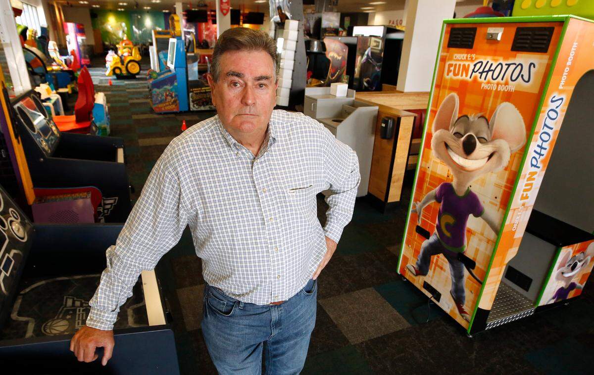 John Corbin, the owner of the Chuck E. Cheese franchise at 6340 W. Rio Grand in Kennewick, is opening the entertainment center’s restaurant for carry-out and dine in after being closed since the onset of the pandemic in March.