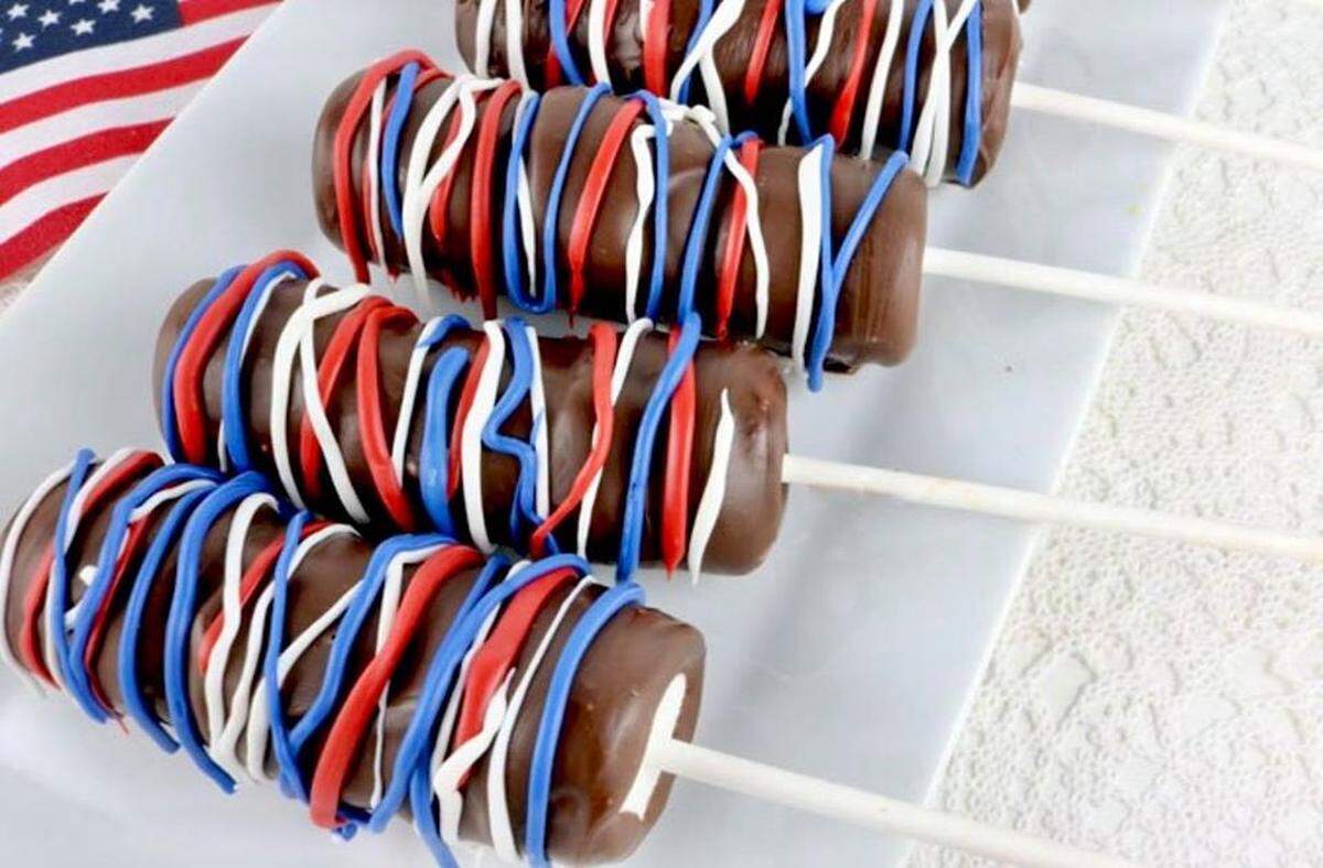 Porters Real Barbecue has three locations - one in each in Pasco, Kennewick and Richland. Fourth of July marshmallow pops are one their holiday specialty treats.