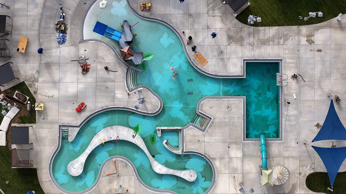 Tips for riding the bus to the Pasco Aquatic Center this summer