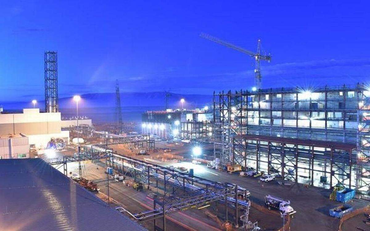The Department of Energy is considering a new plan to prepare waste to feed into the $17 billion vitrification plant under construction at Hanford when it begins operating by 2023.