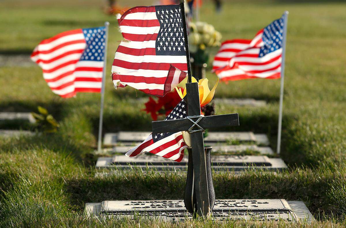 A proposed Tri-Cities Veterans Cemetery would be the second Washington state cemetery for service members.