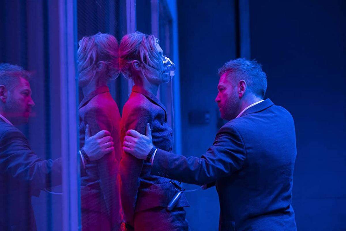 Kenneth Branagh and Elizabeth Debicki in “Tenet”.