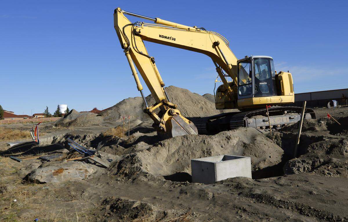 Haven Capital has started building a $3.6 million apartment complex on Midland Lane, just north of Sandifur Parkway in Psaco. 