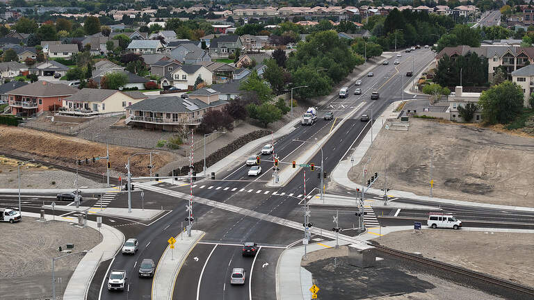 Wait is over. Tri-Cities intersection with 23,000 daily drivers is done