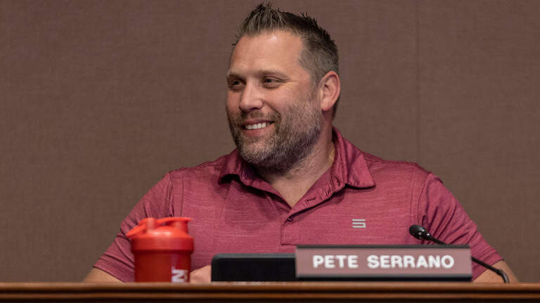 Pasco to name ex-mayor’s replacement. What happens if he wins Nov. election?