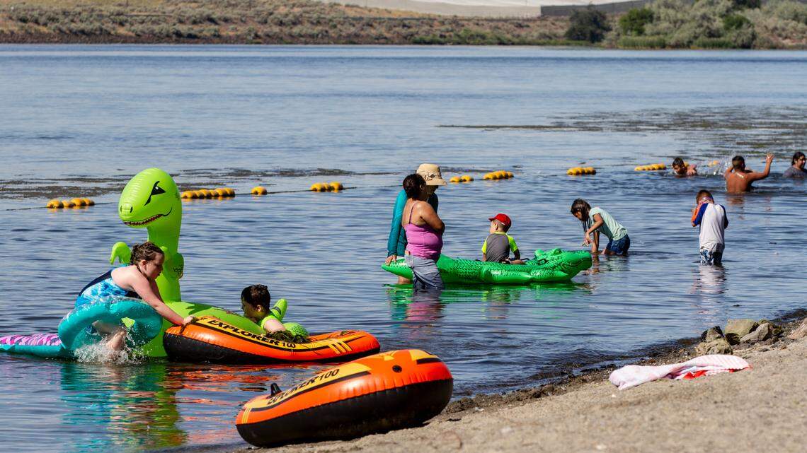 2 new fishing docks being added at a popular riverside park near Tri-Cities