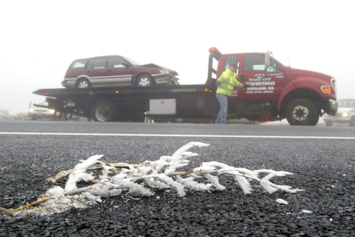 Patches of freezing fog could make roads in the Tri-Cities area slick during the Monday morning commute.