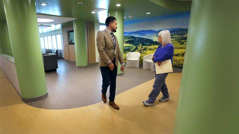 Hospital, clinics hurting as fewer Tri-Cities patients have health care coverage