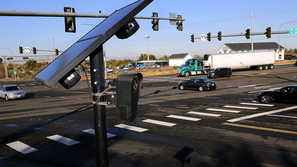 Police suspend using Tri-City Flock cameras because of new WA law