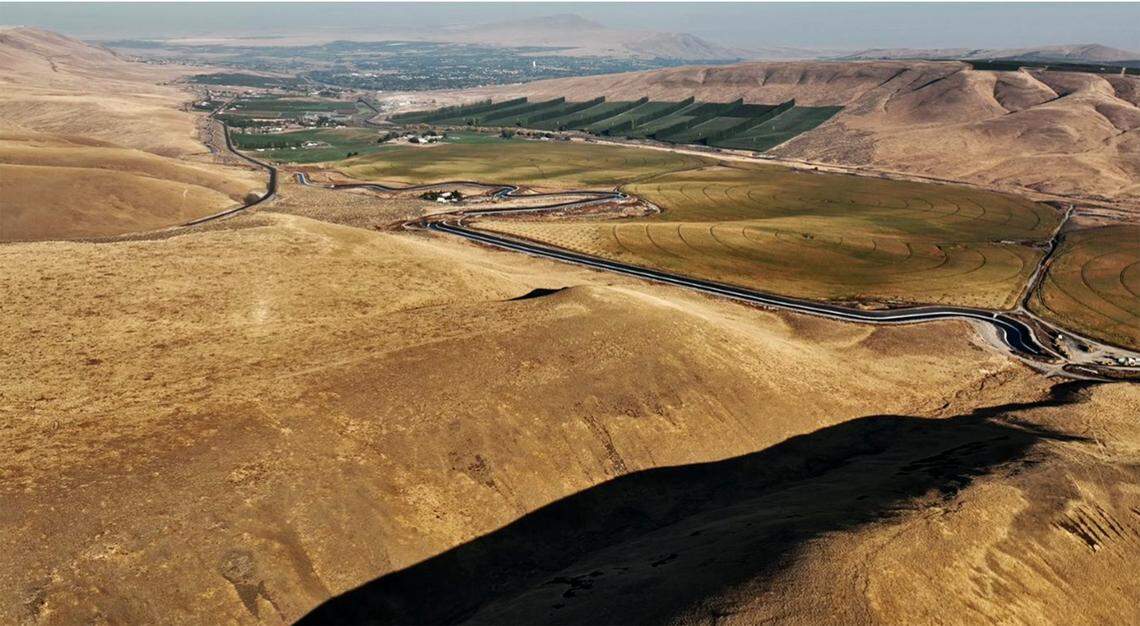 This view shows the Dennis Road possible wind turbine tower location east of Weber Canyon looking northwest towards Benton City.