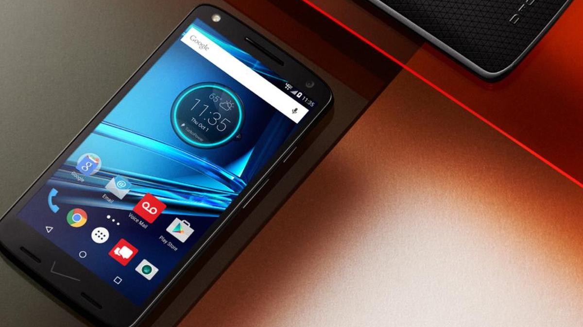 This photo courtesy of Motorola shows the Motorola Droid Turbo 2. This past year brought lots of new products, services and features — including a few that even managed to improve everyday life. Motorola may have cracked the problem of shattered phone screens. Its Droid Turbo 2 phone ditches glass for shatter-proof plastic.