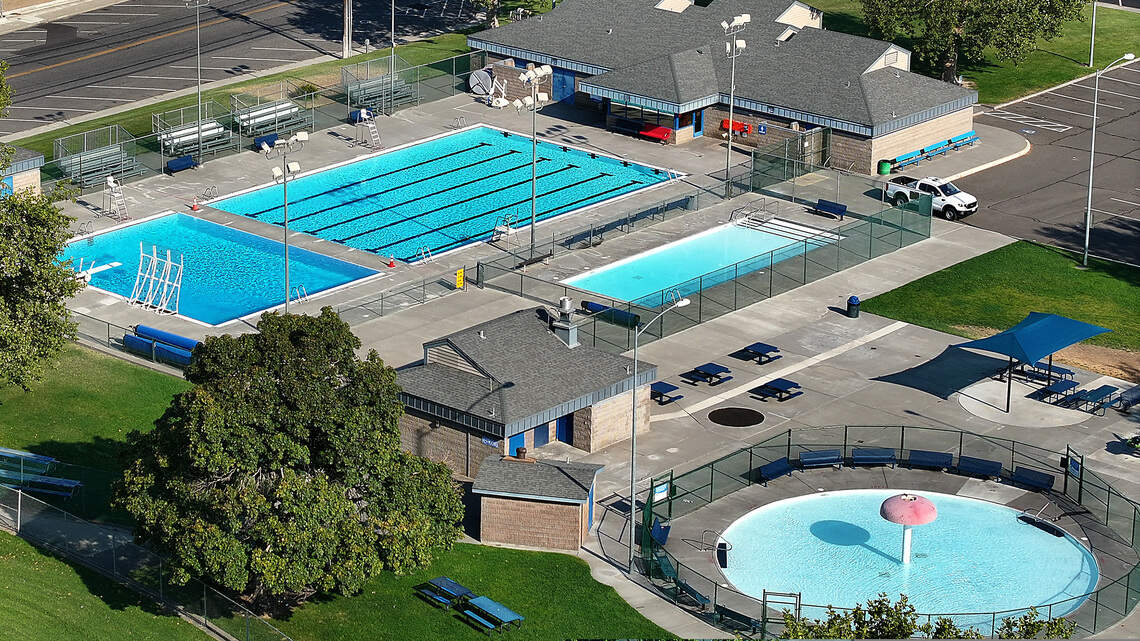 New $12M pool could be rolled into Kennewick city hall rebuild