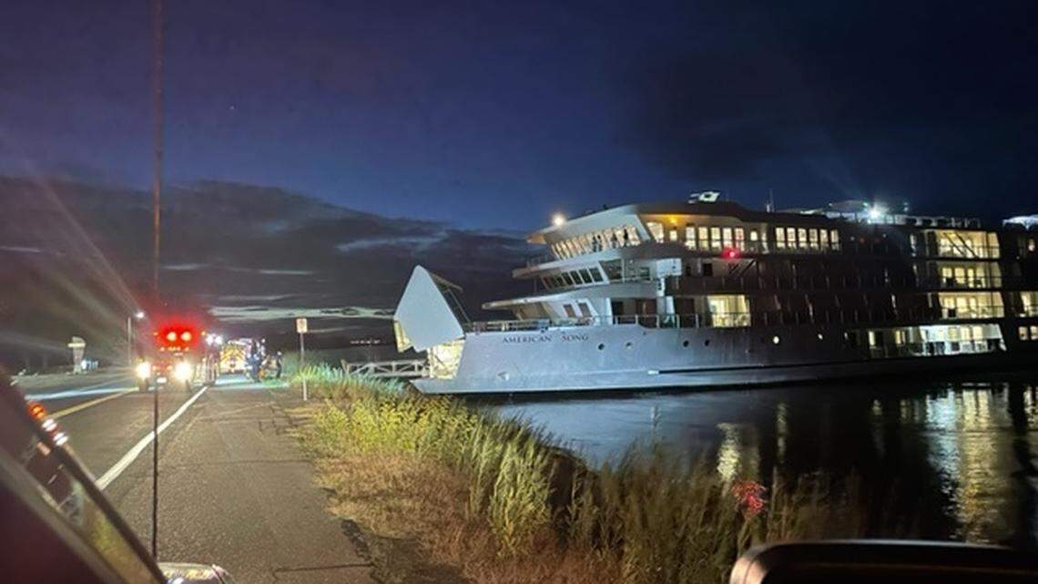 A Columbia River cruise ship beached itself near the blue bridge Friday night.